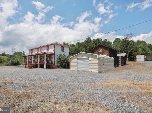1054 FLEMING ROAD, PURGITSVILLE, WV 26852