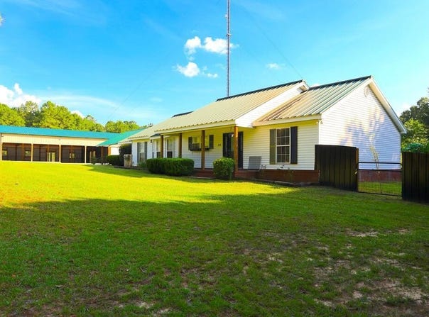 870 D Hodge Road, Cottonwood, AL 36320