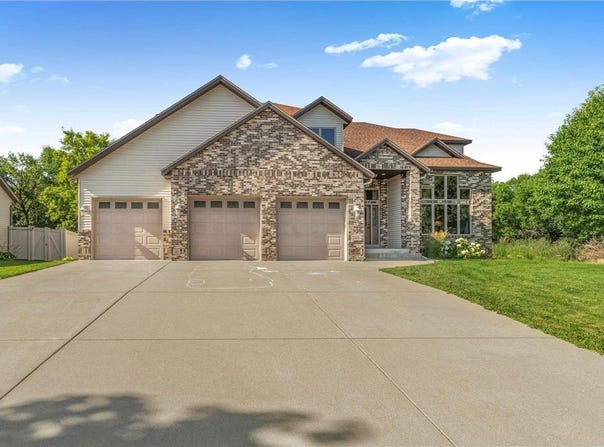 2161 Mill Pond Drive, Saint Cloud, MN 56303