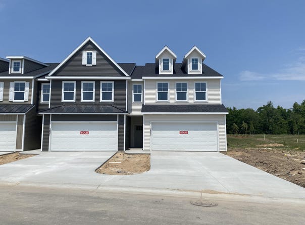 2843 W Highgate Street, Kentwood, MI 49512