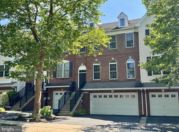 2390 DORCHESTER STREET W, FURLONG, PA 18925