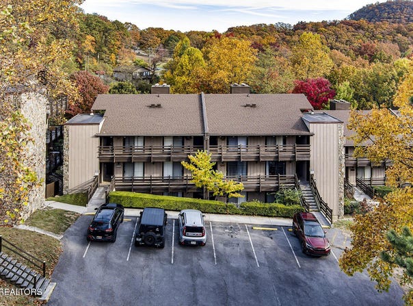 1081 Cove Rd, Sevierville, TN 37876