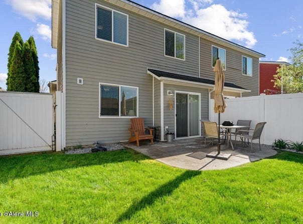 3379 E Brownstone Ct, Post Falls, ID 83854