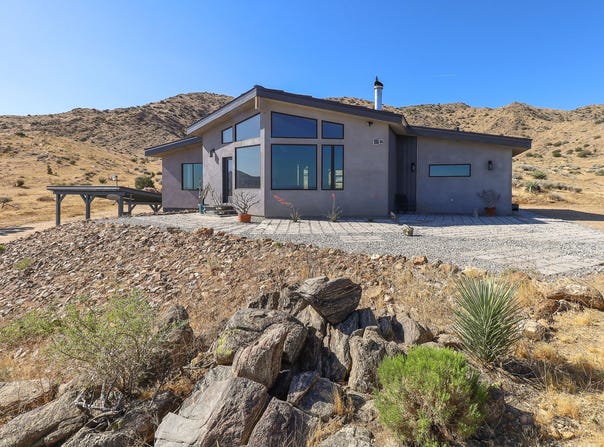 57795 Santa Barbara Drive, Yucca Valley, CA 92284
