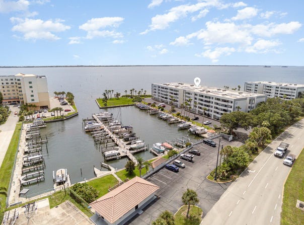 5011 Dixie Highway NE, Palm Bay, FL 32905