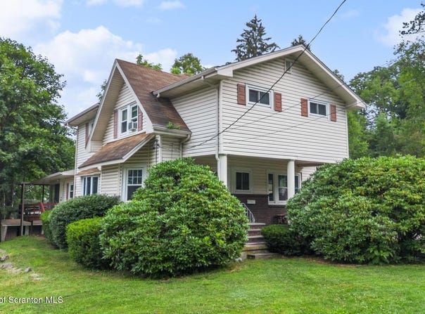 429 Clark Avenue, Clarks Summit, PA 18411