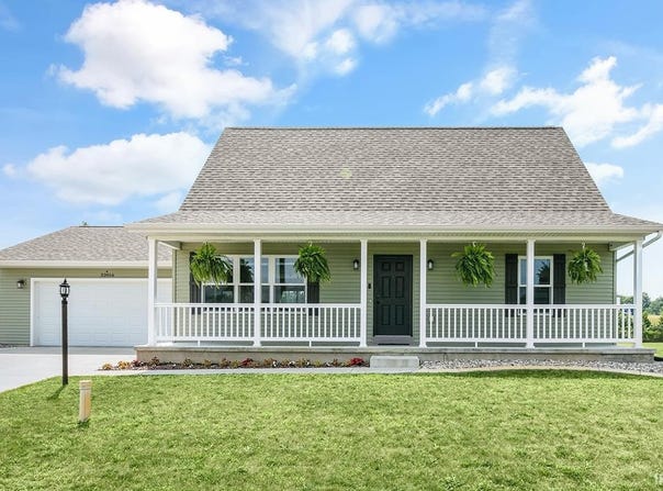 23956 Oakdale Street, Elkhart, IN 46516