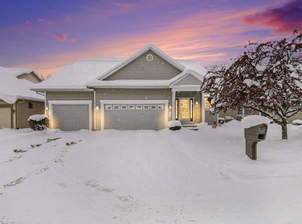 1087 Barrington NW, Grand Rapids, MI 49534