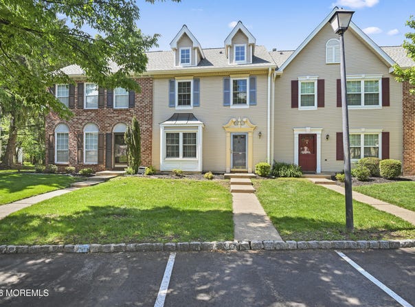 67 Albury Way, North Brunswick, NJ 08902