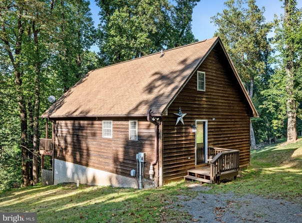 18 ROCKY KNOB LANE, FRONT ROYAL, VA 22630