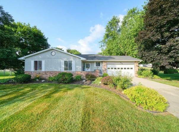 6528 Meadowlark Circle, Jackson, MI 49201