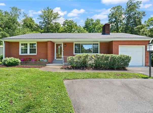 3726 Flemar Drive, Floyds Knobs, IN 47119