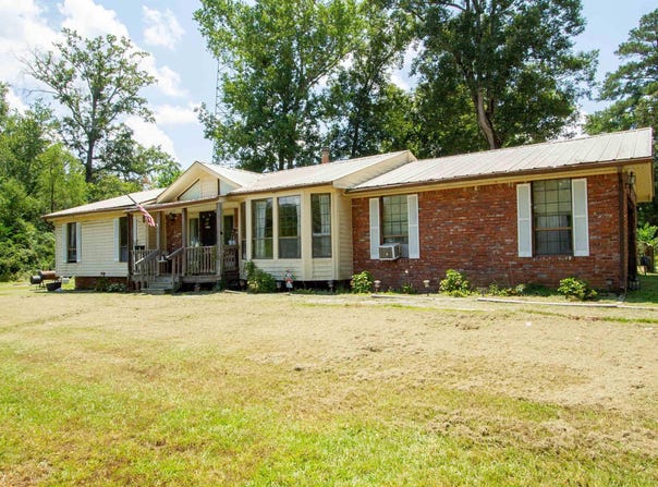34 RALEY STREET, VINCENT, AL 35178