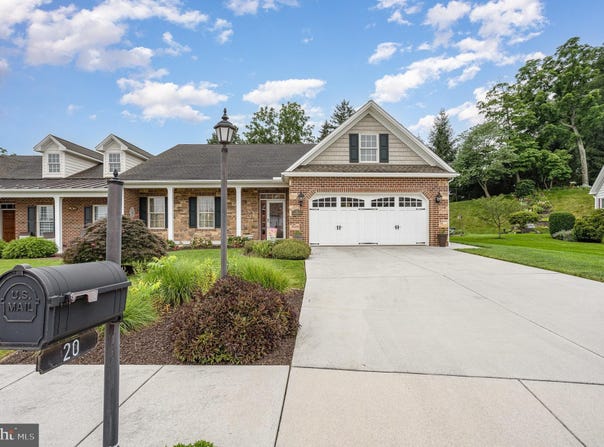 20 DIGGES COURT, LITTLESTOWN, PA 17340
