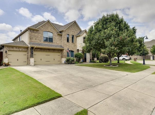 1202 Newcastle Street, Roanoke, TX 76262