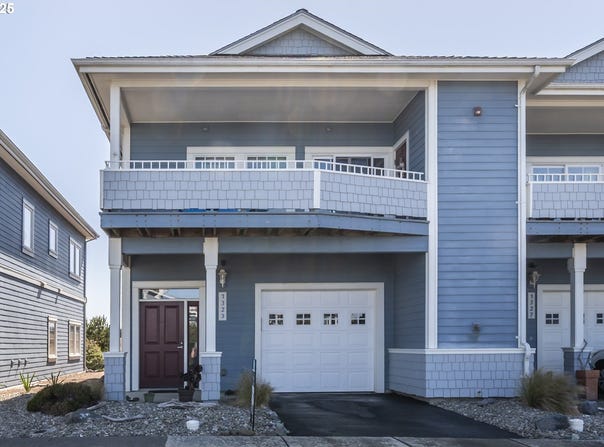 1323 VILLAGE LOOP, Bandon, OR 97411