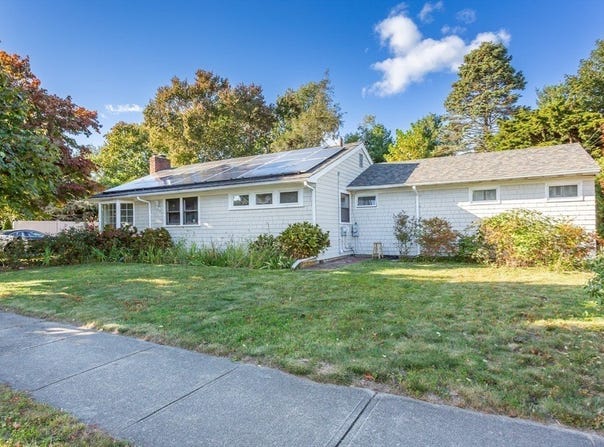 209 Jarry St, New Bedford, MA 02745