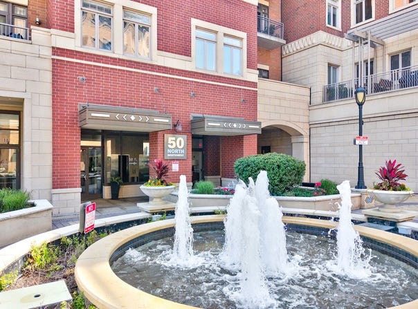 50 N Northwest Highway, Park Ridge, IL 60068