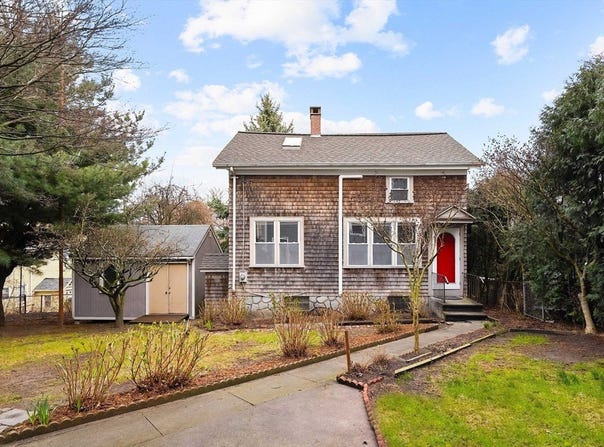 572 William Street, Fall River, MA 02721