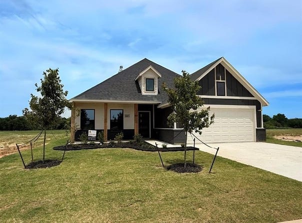 1217 Frio Drive, Springtown, TX 76082