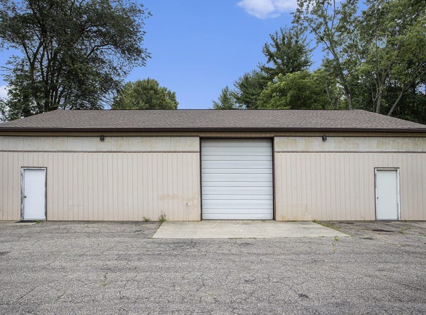 8782 Gull Road Road, Richland, MI 49083