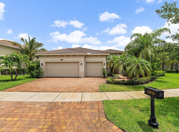 12010 SW Aventino Drive, Port Saint Lucie, FL 34987