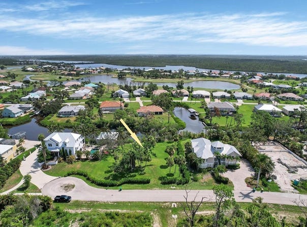 10060 CREEKSIDE DRIVE, PLACIDA, FL 33946