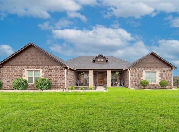 2511 Peach Rd, Big Sandy, TX 75755