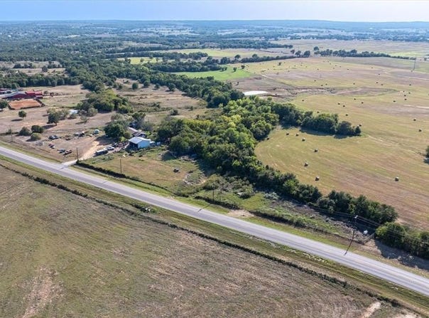 17801 Fm-920, Poolville, TX 76487