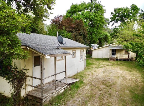 6475 14th Avenue, Lucerne, CA 95458