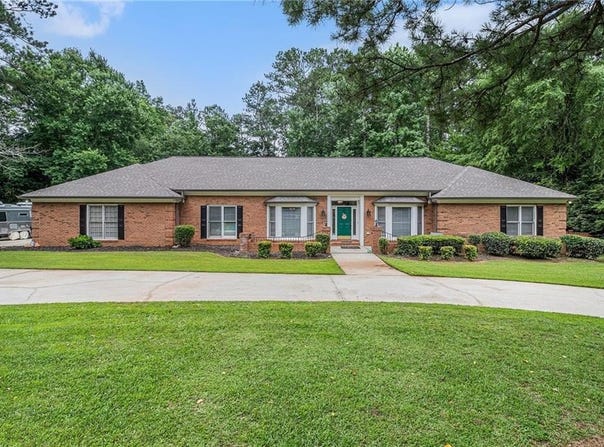 3003 Hanover Lane SE, Conyers, GA 30094