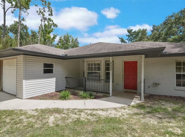 8634 GARDEN WAY RD, GROVELAND, FL 34736