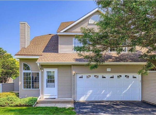 7293 Savanna Court, Lino Lakes, MN 55014