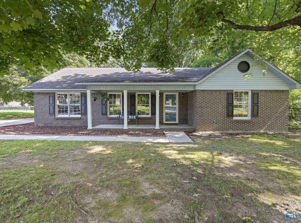 23677 Lanes Way, Athens, AL 35613