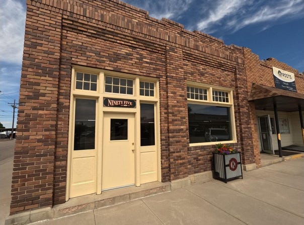 95 S Main St, Keenesburg, CO 80643