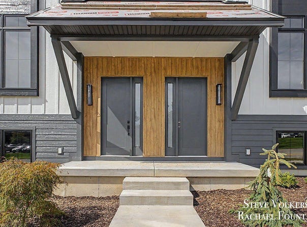 984 Glenwood Court SE, Grand Rapids, MI 49546