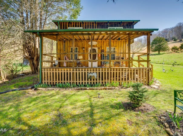 205 Helton Hollow Road, Eidson, TN 37731