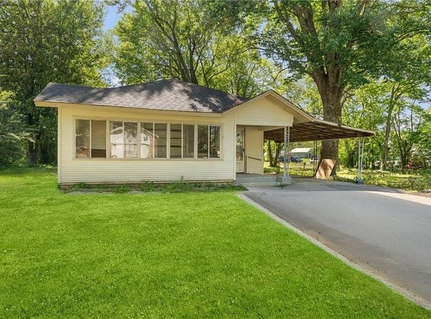 204  N Starr  AVE, Lincoln, AR 72744