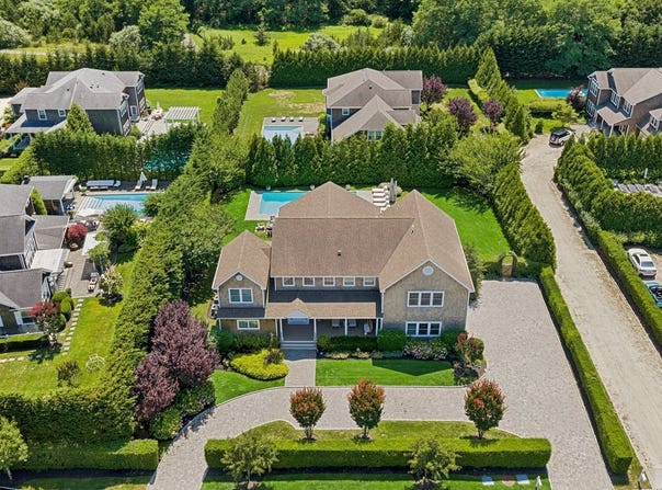 22 Summer Drive, Southampton, NY 11968