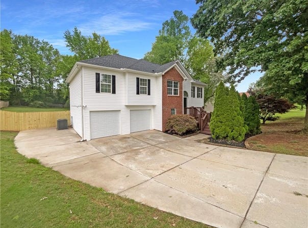 585 Bailey Drive, Jefferson, GA 30549