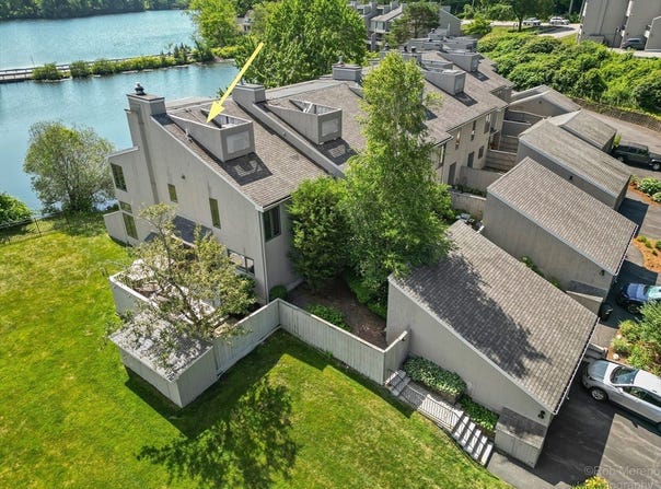 84 Mill Pond, North Andover, MA 01845