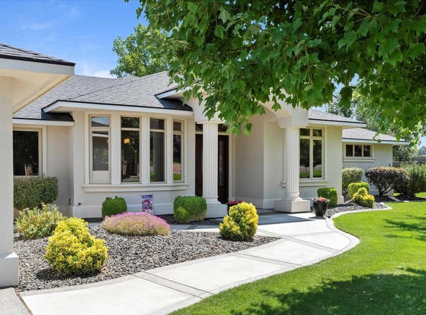 3113 Chardonnay Dr, Pasco, WA 99301
