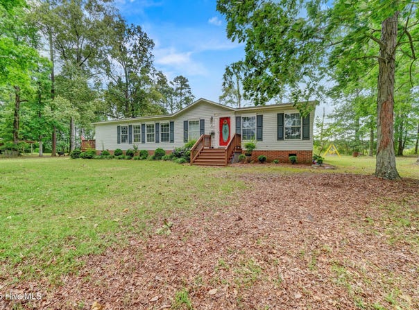 47 Tinkham Road, Eure, NC 27935