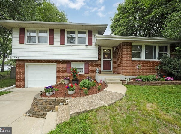 421 YORKSHIRE RD, CHERRY HILL, NJ 08034