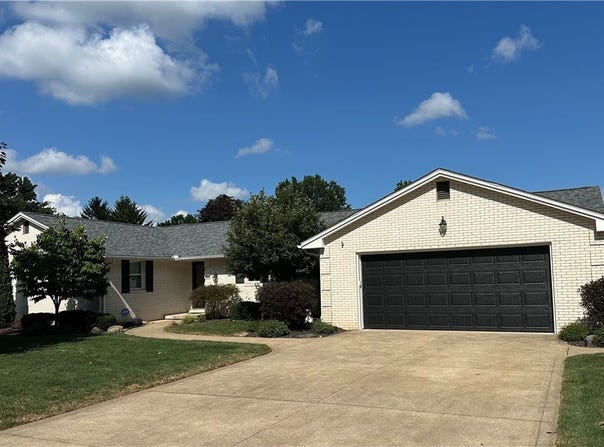 7410 Starcliff Avenue NW, North Canton, OH 44720