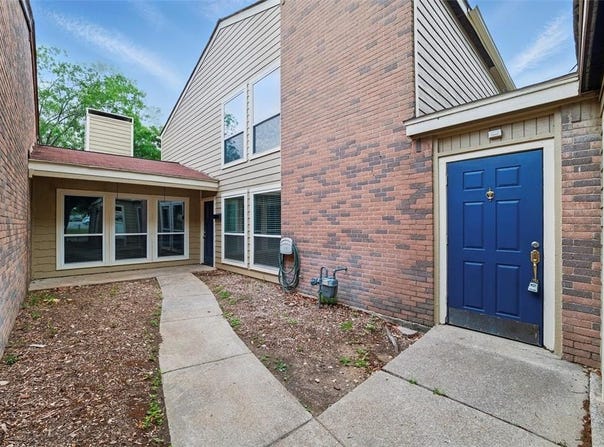 1426 El Camino Real, Euless, TX 76040