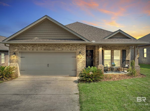 7713 Kari Lane, Daphne, AL 36526