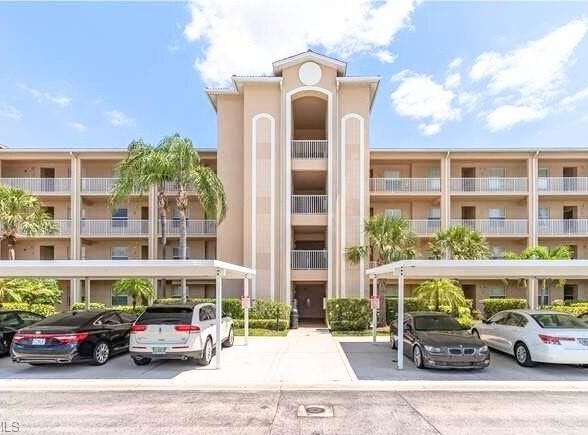 8490 Kingbird Loop, ESTERO, FL 33967