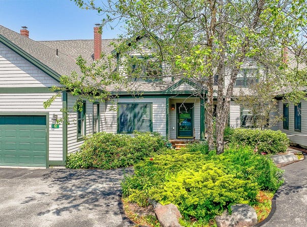 62 Harbor View Drive, Stockton Springs, ME 04981