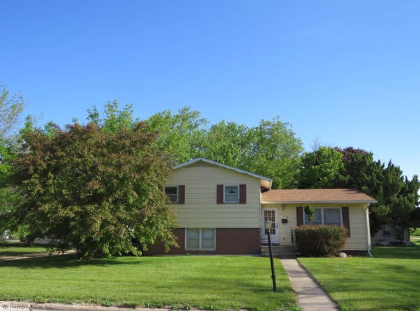 206 Beneke Street, Pocahontas, IA 50574